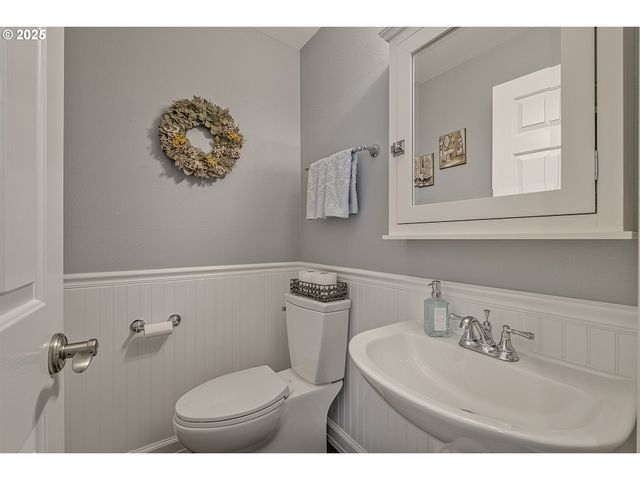 15178 Nw CHANNA Dr, Portland, OR 97229