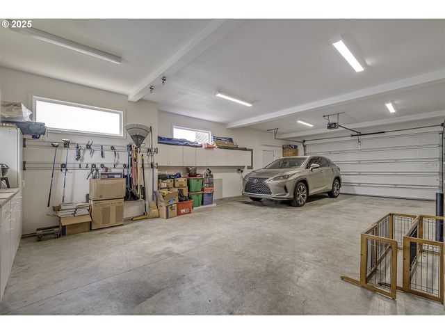 15178 Nw CHANNA Dr, Portland, OR 97229