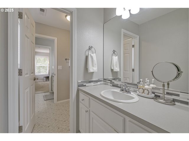 15178 Nw CHANNA Dr, Portland, OR 97229