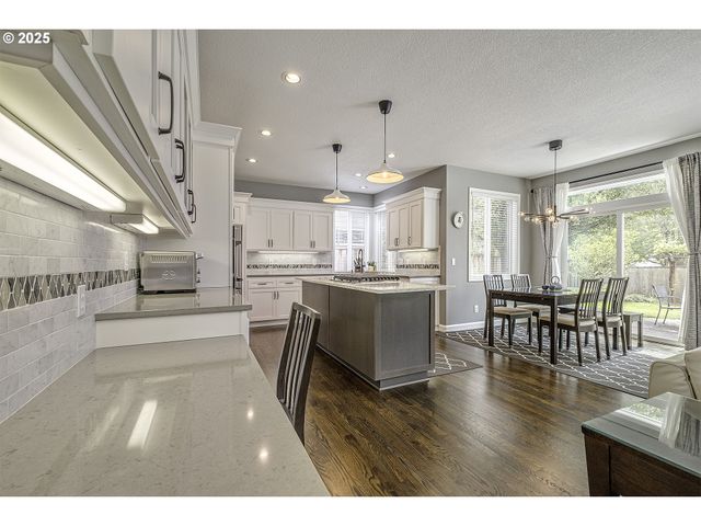 15178 Nw CHANNA Dr, Portland, OR 97229