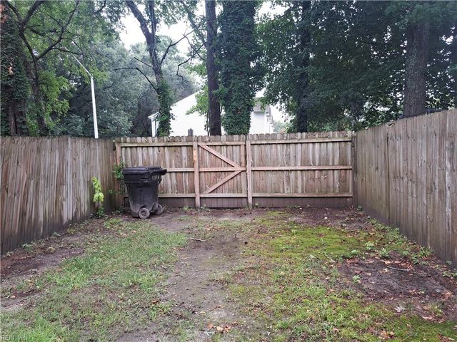 5513 Old Guard CRES, Virginia Beach, VA 23462