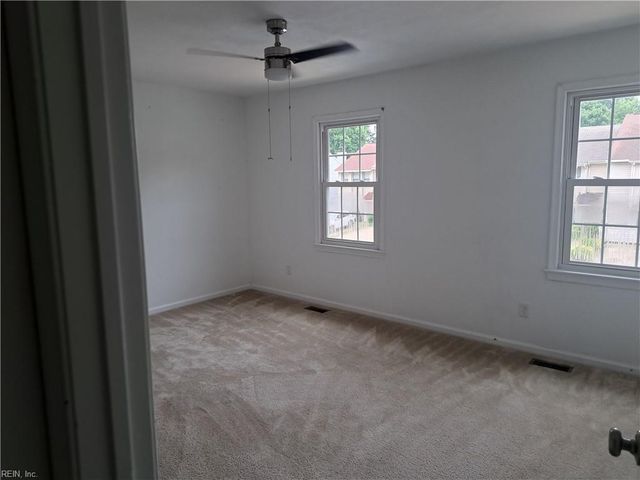 5513 Old Guard CRES, Virginia Beach, VA 23462