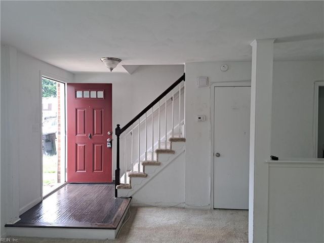 5513 Old Guard CRES, Virginia Beach, VA 23462