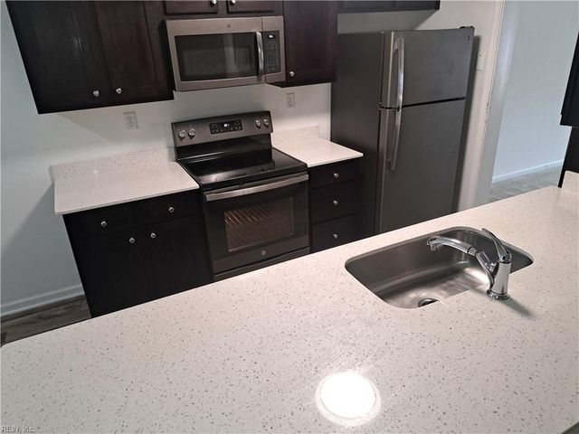 5513 Old Guard CRES, Virginia Beach, VA 23462