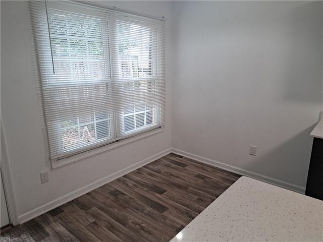 5513 Old Guard CRES, Virginia Beach, VA 23462