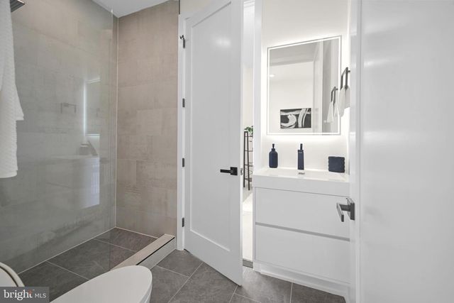 517 MONTANA AVE NE #3A, Washington, DC 20017