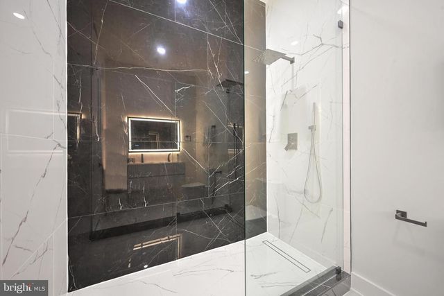 517 MONTANA AVE NE #3A, Washington, DC 20017