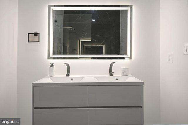 517 MONTANA AVE NE #3A, Washington, DC 20017