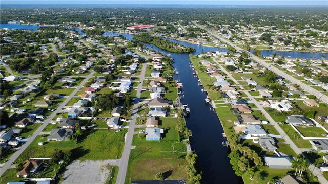 838 SPRING LAKE BOULEVARD, Port Charlotte, FL 33952