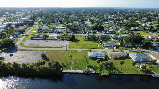 838 SPRING LAKE BOULEVARD, Port Charlotte, FL 33952
