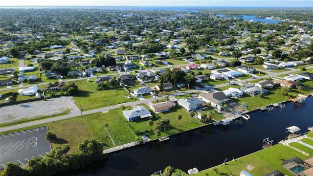 838 SPRING LAKE BOULEVARD, Port Charlotte, FL 33952