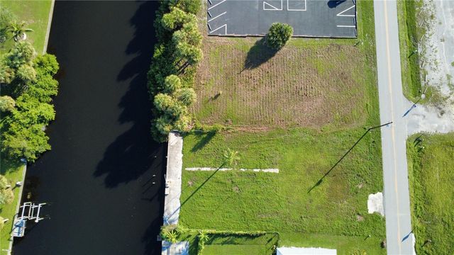 838 SPRING LAKE BOULEVARD, Port Charlotte, FL 33952