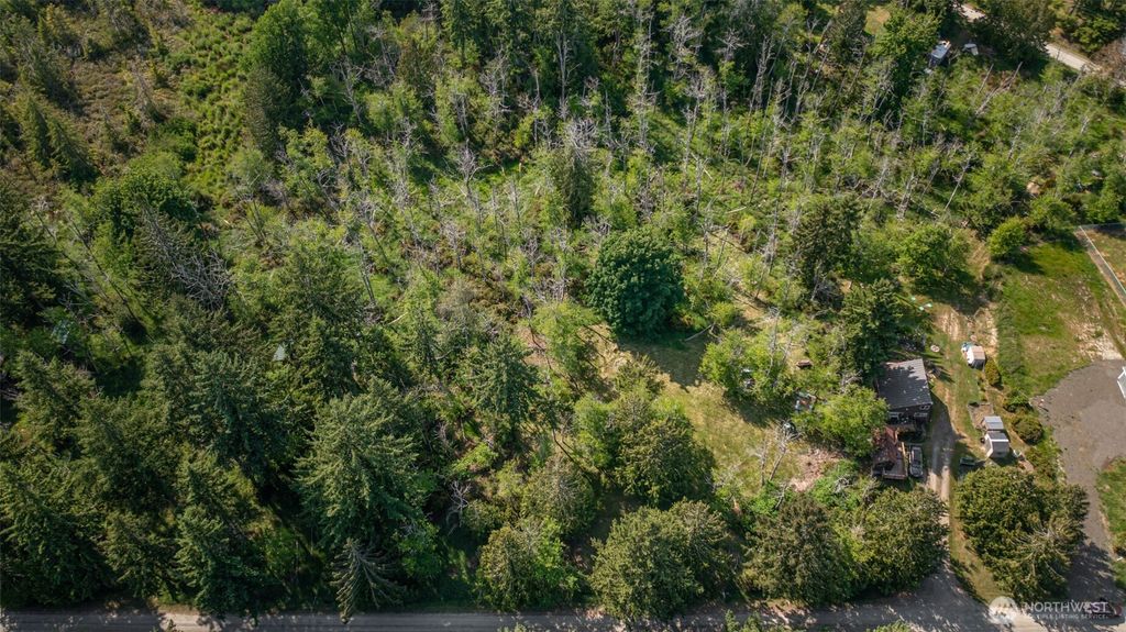 908 E Madrona Boulevard NW, Lakebay, WA 98349