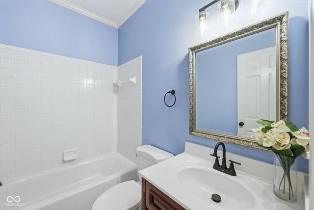 5276 Woodfield Drive S, Carmel, IN 46033