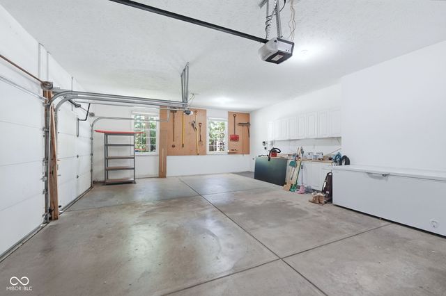 5276 Woodfield Drive S, Carmel, IN 46033
