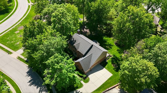 5276 Woodfield Drive S, Carmel, IN 46033