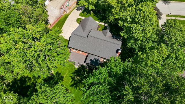 5276 Woodfield Drive S, Carmel, IN 46033