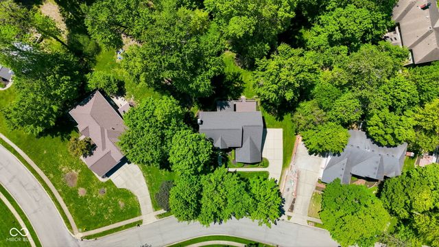5276 Woodfield Drive S, Carmel, IN 46033