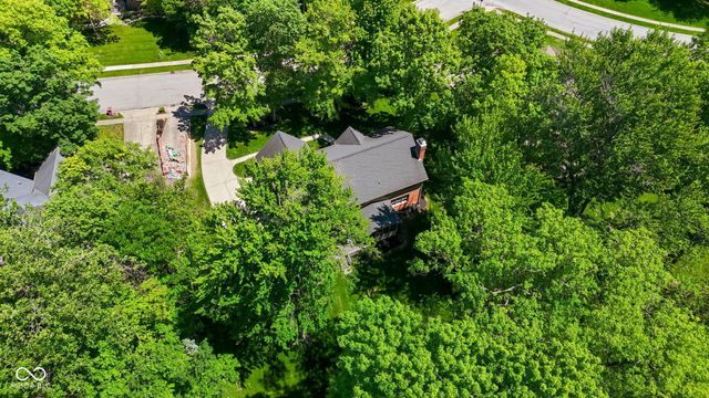 5276 Woodfield Drive S, Carmel, IN 46033