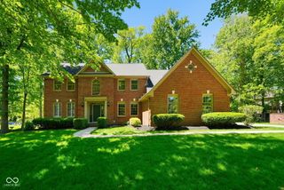 5276 Woodfield Drive S, Carmel, IN 46033