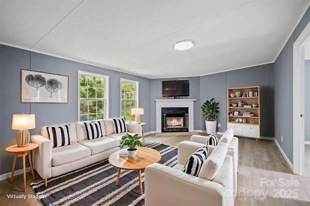 518 Primrose Drive, Asheville, NC 28806