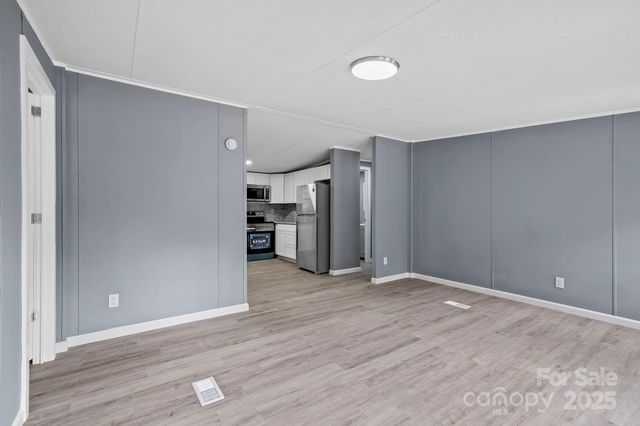 518 Primrose Drive, Asheville, NC 28806