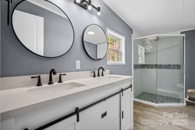518 Primrose Drive, Asheville, NC 28806
