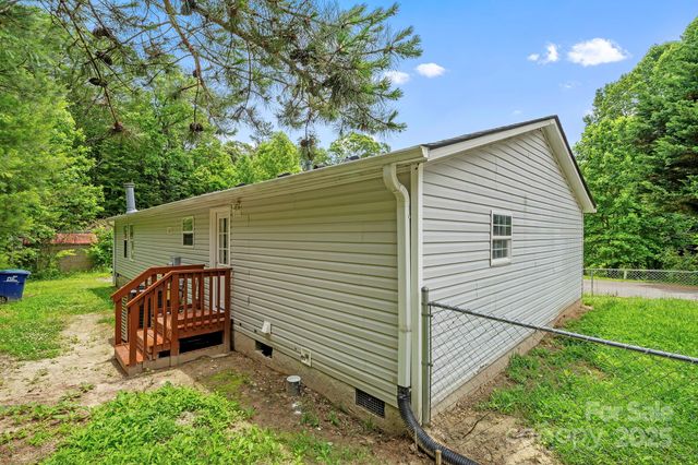 518 Primrose Drive, Asheville, NC 28806