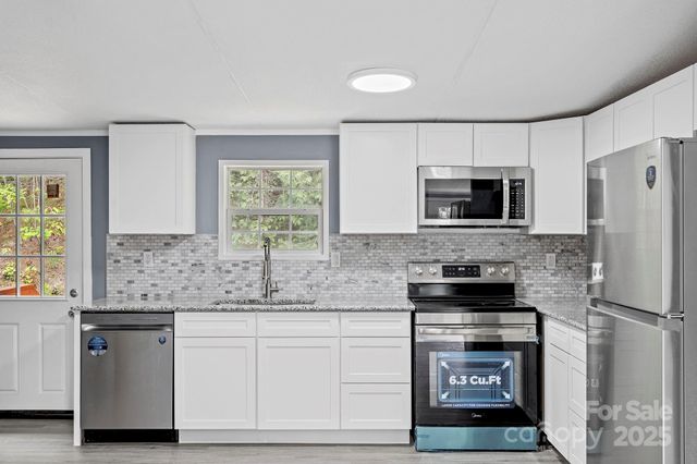 518 Primrose Drive, Asheville, NC 28806