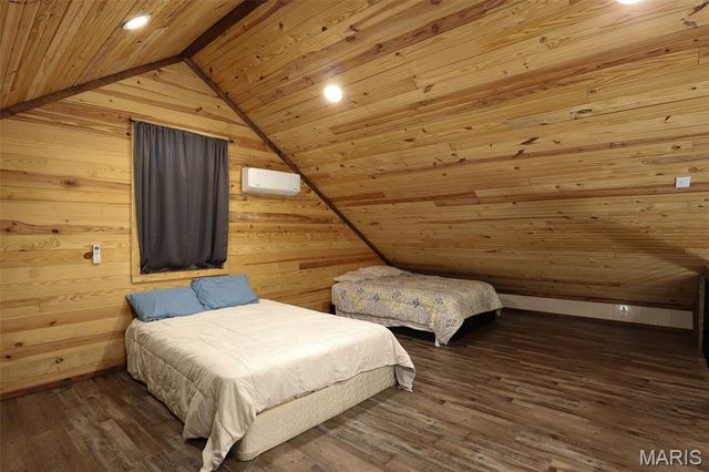 7067 Hwy C, Fredericktown, MO 63645