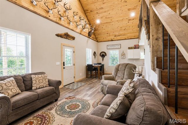 7067 Hwy C, Fredericktown, MO 63645