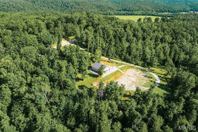7067 Hwy C, Fredericktown, MO 63645