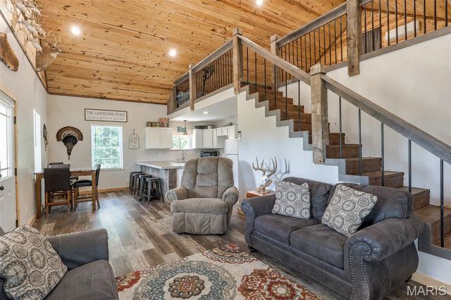 7067 Hwy C, Fredericktown, MO 63645