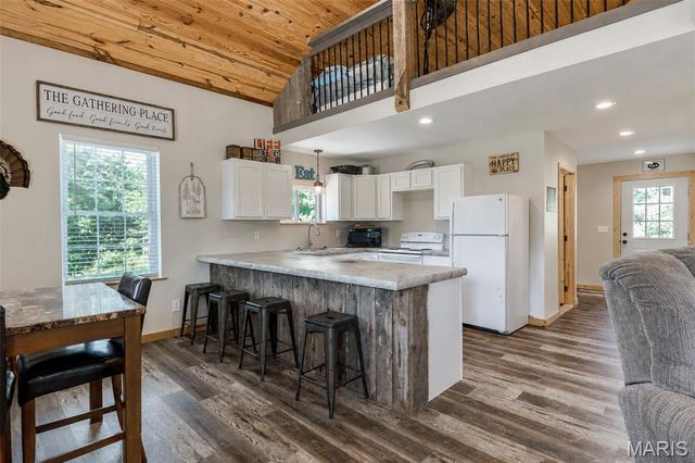 7067 Hwy C, Fredericktown, MO 63645