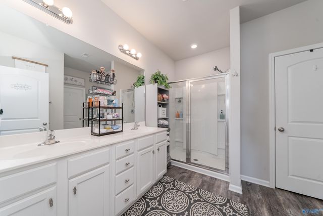 16008 Glenncrest Lane, Harvest, AL 35749