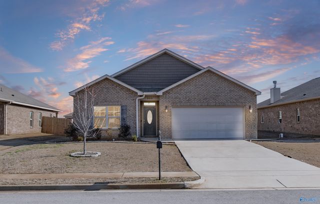 16008 Glenncrest Lane, Harvest, AL 35749