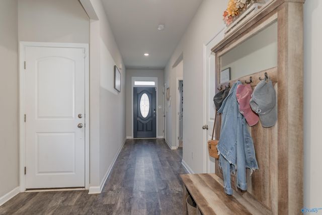 16008 Glenncrest Lane, Harvest, AL 35749