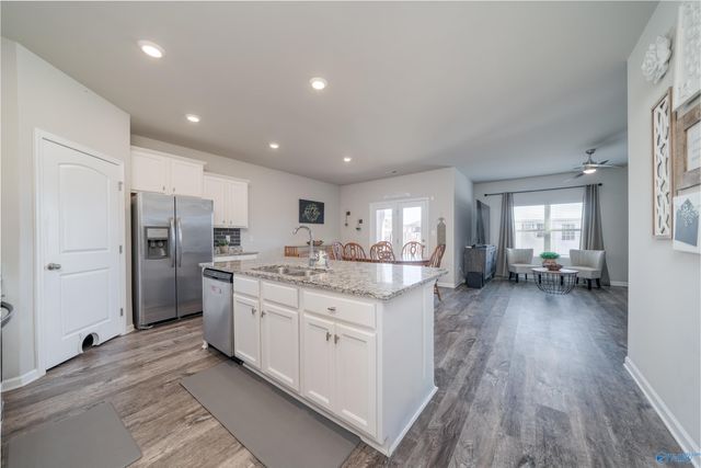 16008 Glenncrest Lane, Harvest, AL 35749