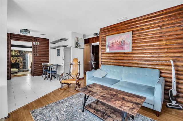 2600 26TH AVENUE N, St Petersburg, FL 33713