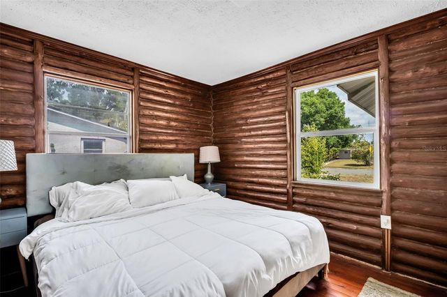 2600 26TH AVENUE N, St Petersburg, FL 33713