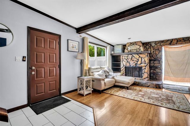 2600 26TH AVENUE N, St Petersburg, FL 33713