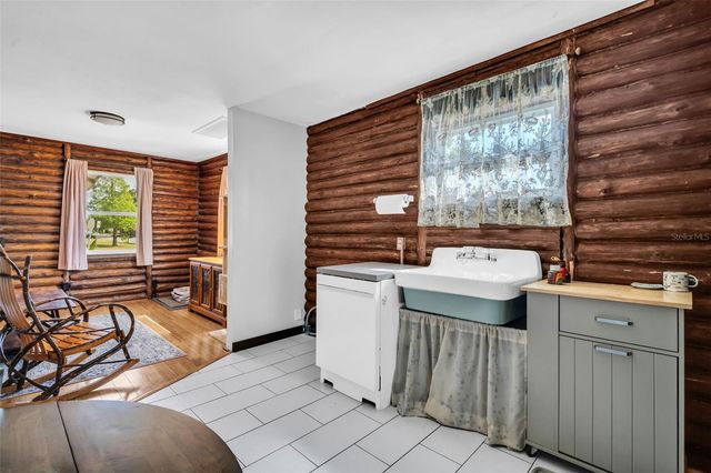 2600 26TH AVENUE N, St Petersburg, FL 33713