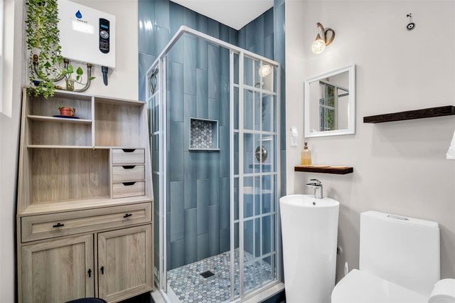 2600 26TH AVENUE N, St Petersburg, FL 33713