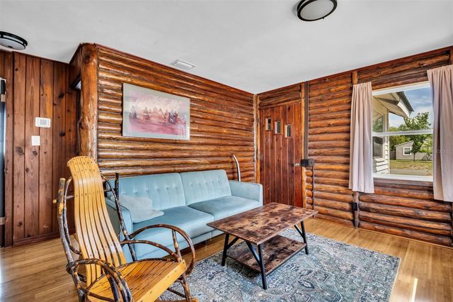 2600 26TH AVENUE N, St Petersburg, FL 33713