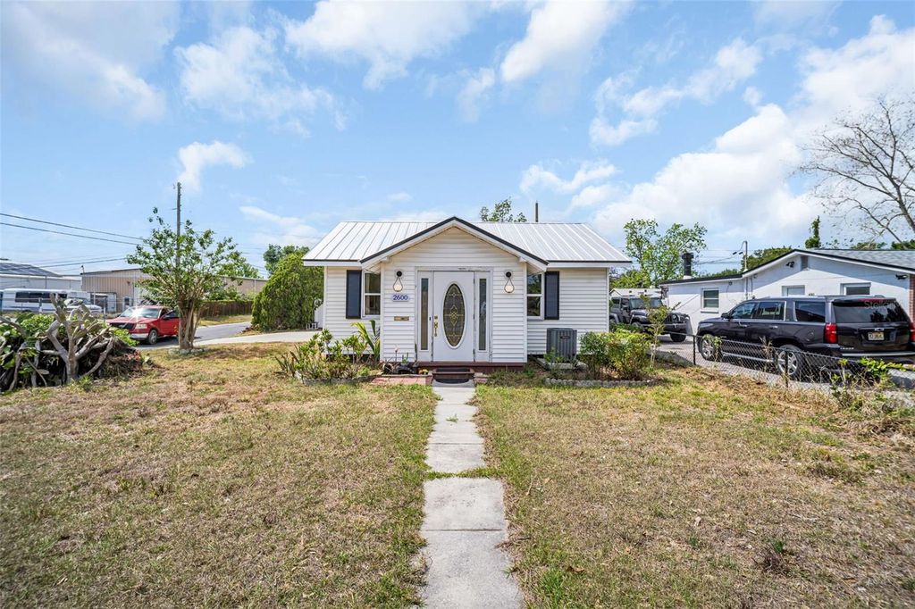 2600 26TH AVENUE N, St Petersburg, FL 33713