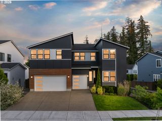 2763 DAHLIA Dr, West Linn, OR 97068