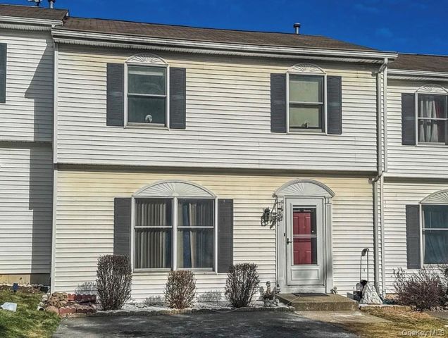 33 Muntz Lane, Garnerville, NY 10923