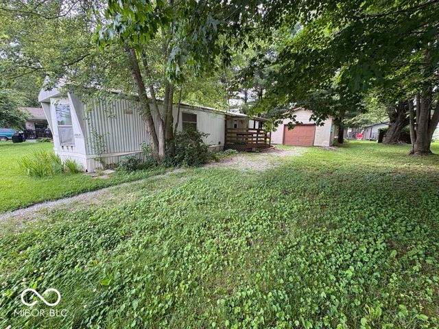 90 Small Fry Avenue, Cloverdale, IN 46120