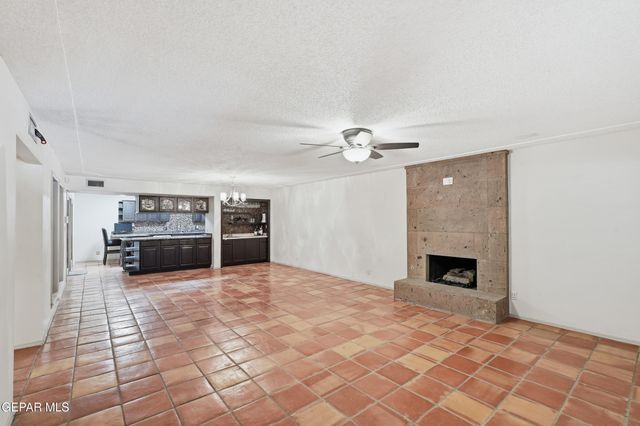 794 COEUR DALENE Circle, El Paso, TX 79922