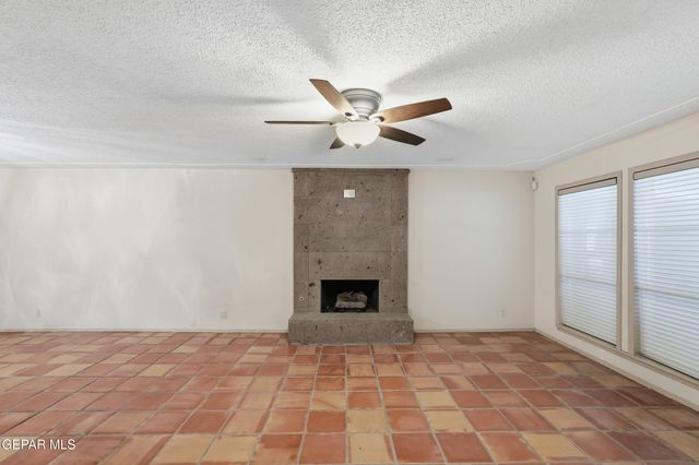794 COEUR DALENE Circle, El Paso, TX 79922